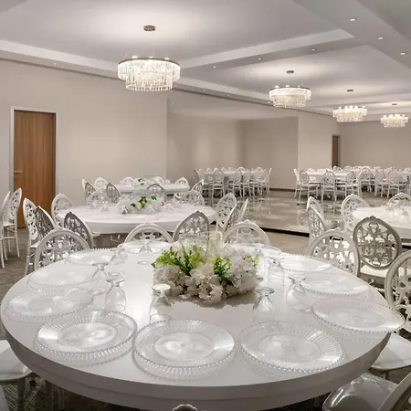 Ramada Encore By Wyndham Karatay Hotel 3*