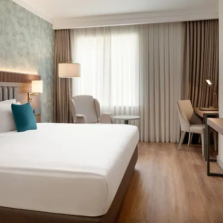 Hotel Ramada Encore By Wyndham Karatay 3*