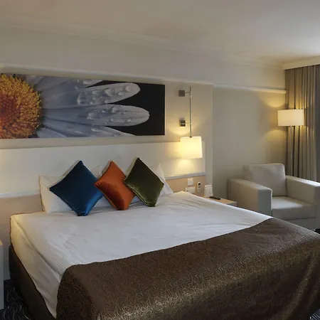 Hotel Ramada Encore By Wyndham Karatay 3*