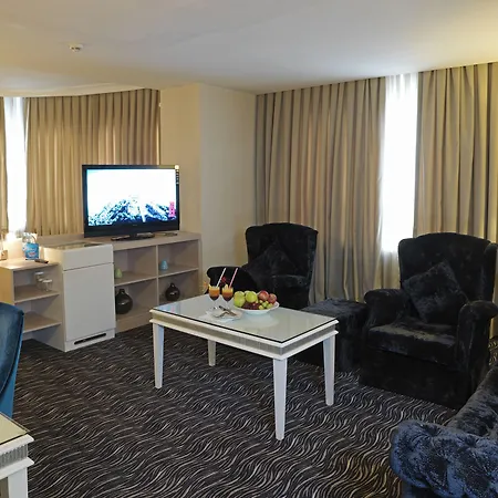 Ramada Encore By Wyndham Karatay Hotel 3*