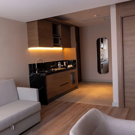 Ramada Encore By Wyndham Karatay