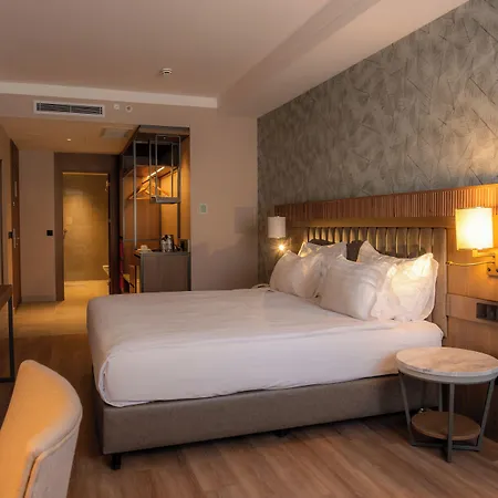 Ramada Encore By Wyndham Karatay Hotel 3*