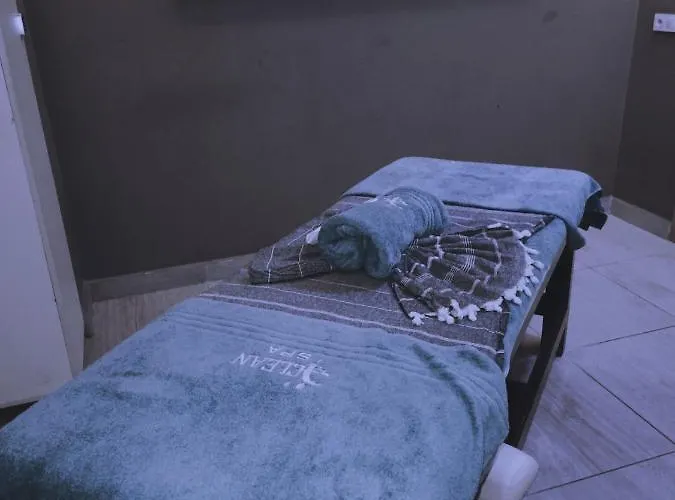 Ramada Encore By Wyndham Karatay 酒店 3*