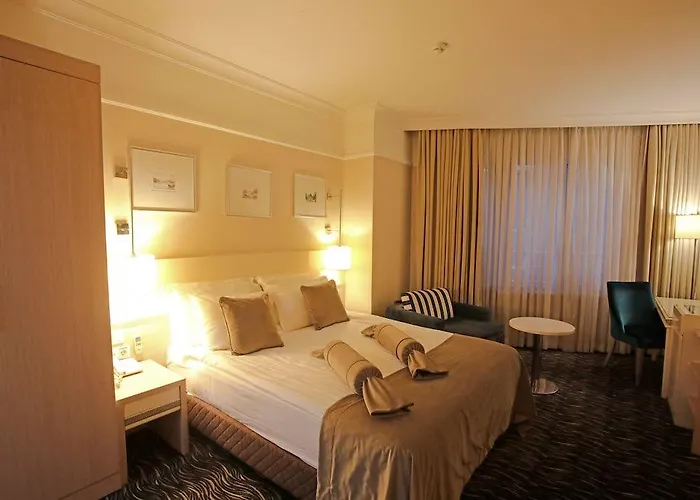Ramada Encore By Wyndham Karatay 3* 콘야