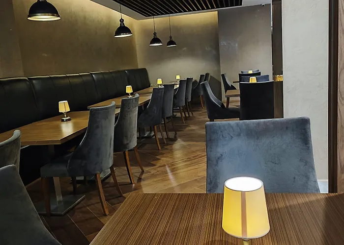 호텔 Ramada Encore By Wyndham Karatay 3*