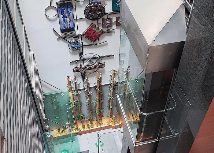 Ramada Encore By Wyndham Karatay 호텔